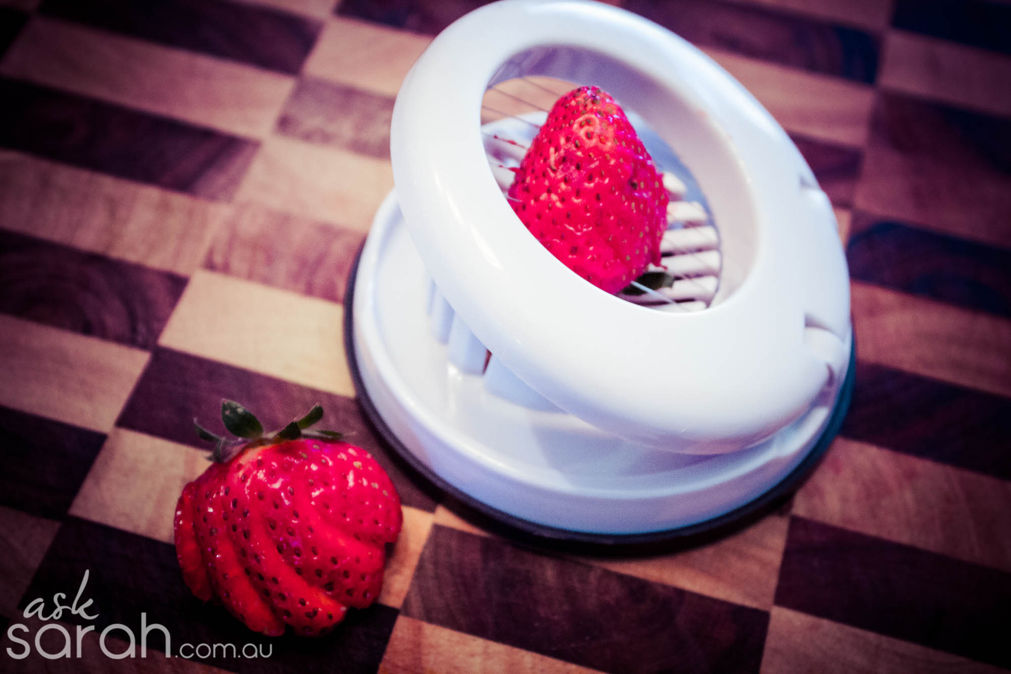 Tip: Slice Strawberries Simply