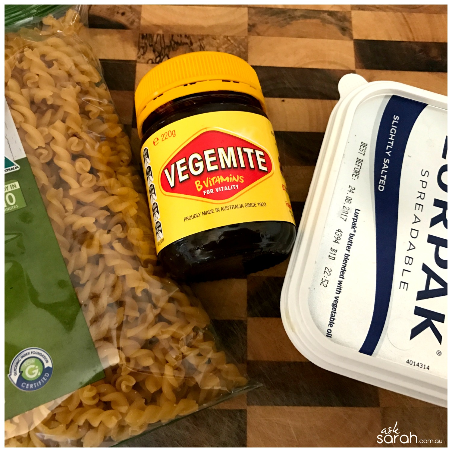 My 5 Favorite Ways To Eat Vegemite {Happy Australia Day, 26 January